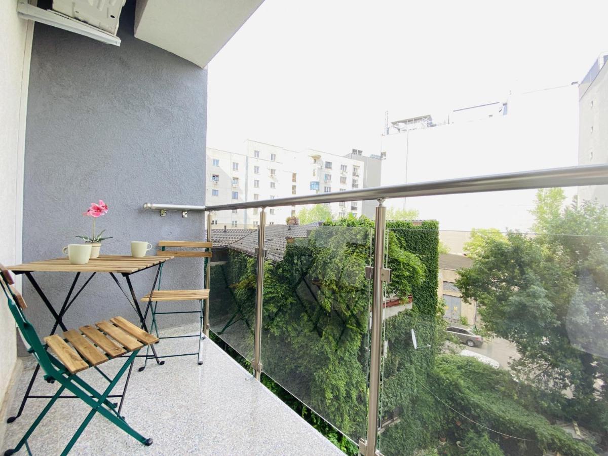 New City Studios With Balcony Bucareste Exterior foto