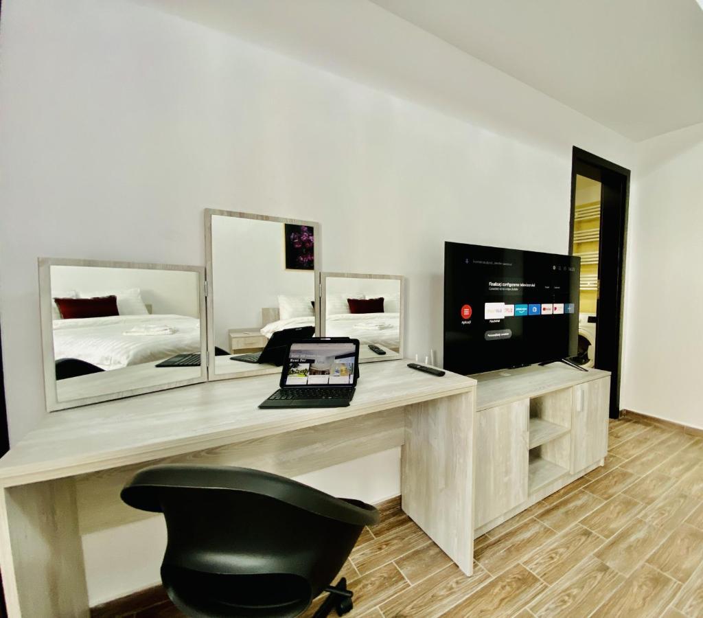 New City Studios With Balcony Bucareste Exterior foto